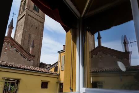 Charme Appartamento Immerso Tra Le Mura Bolognesi Εξωτερικό φωτογραφία